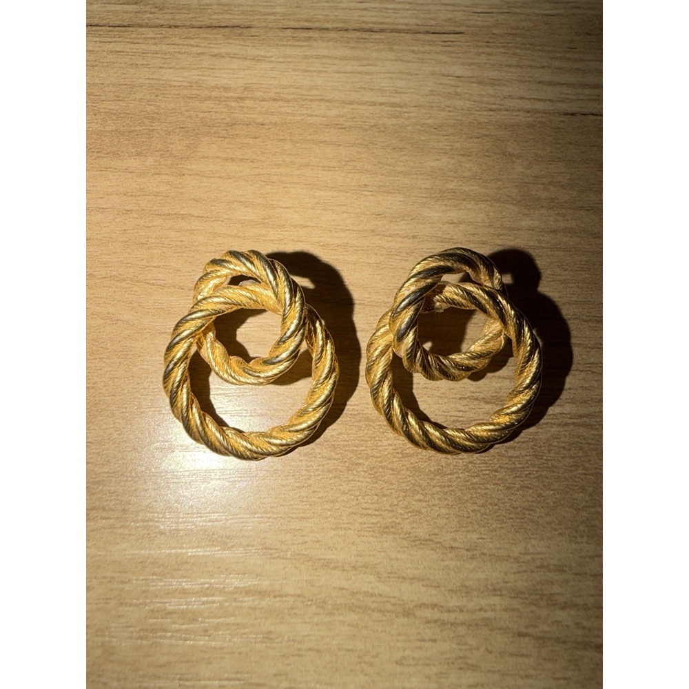 Vintage Gold Tone Rope Knot Earrings Interlocking‎ Hoop Pierced